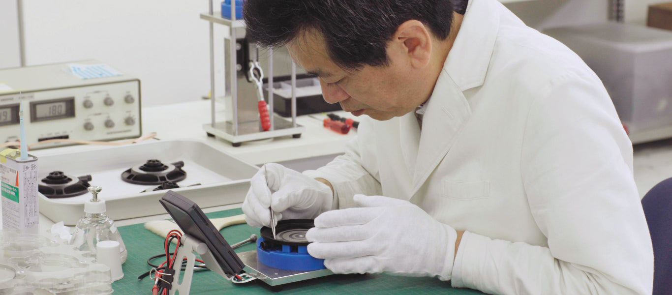 Final D8000 - Planar Magnetic Headphones with Detachable Cable - Silver