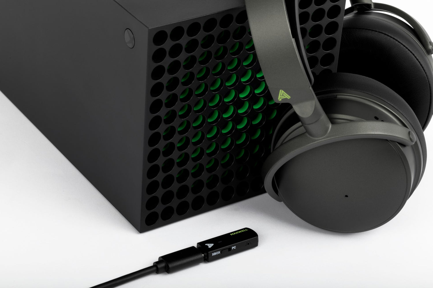 Audeze Maxwell - Wireless Audiophile Gaming Headphones - Refurbished