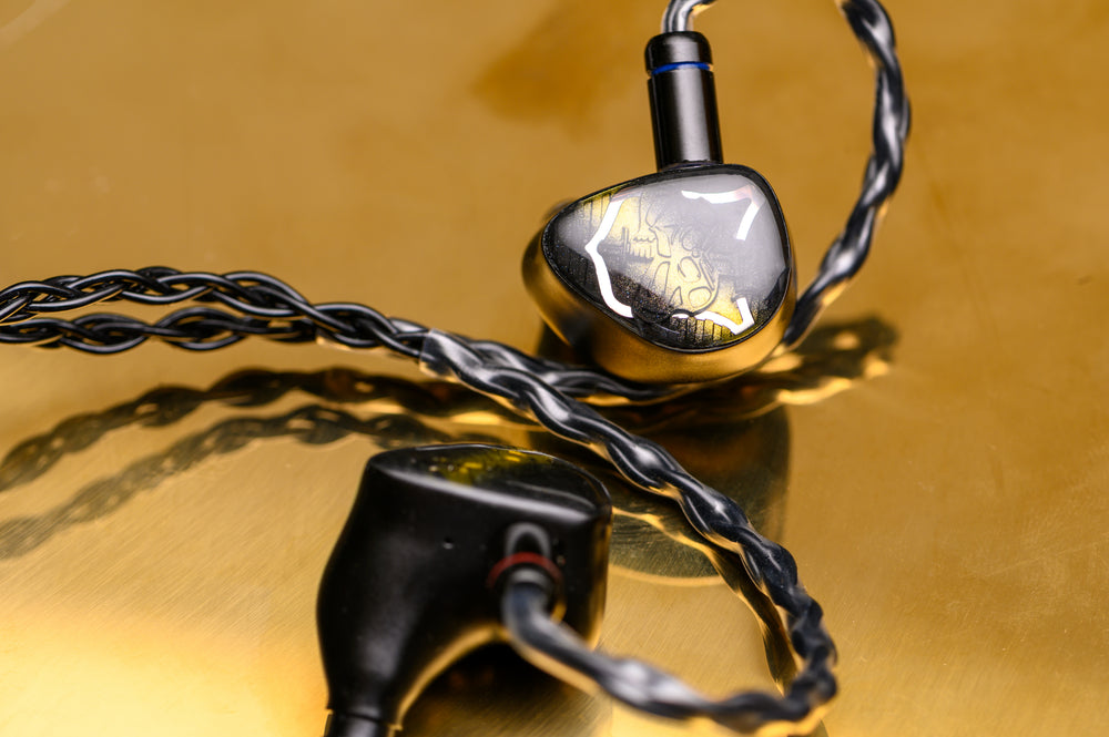 Noble Vanguard - 3-Driver Universal IEM