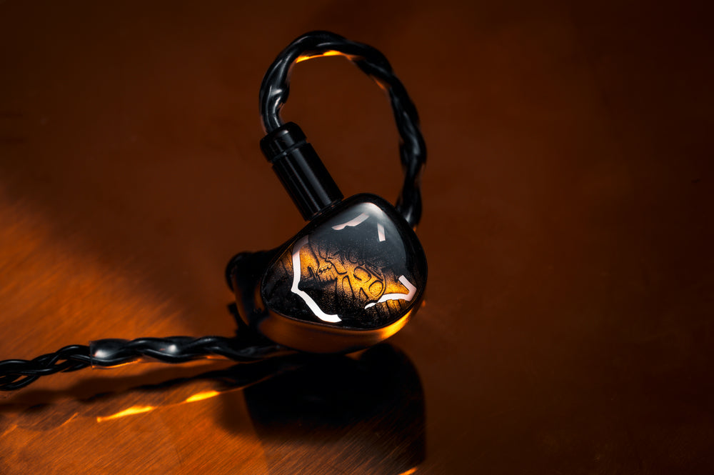 Noble Vanguard - 3-Driver Universal IEM