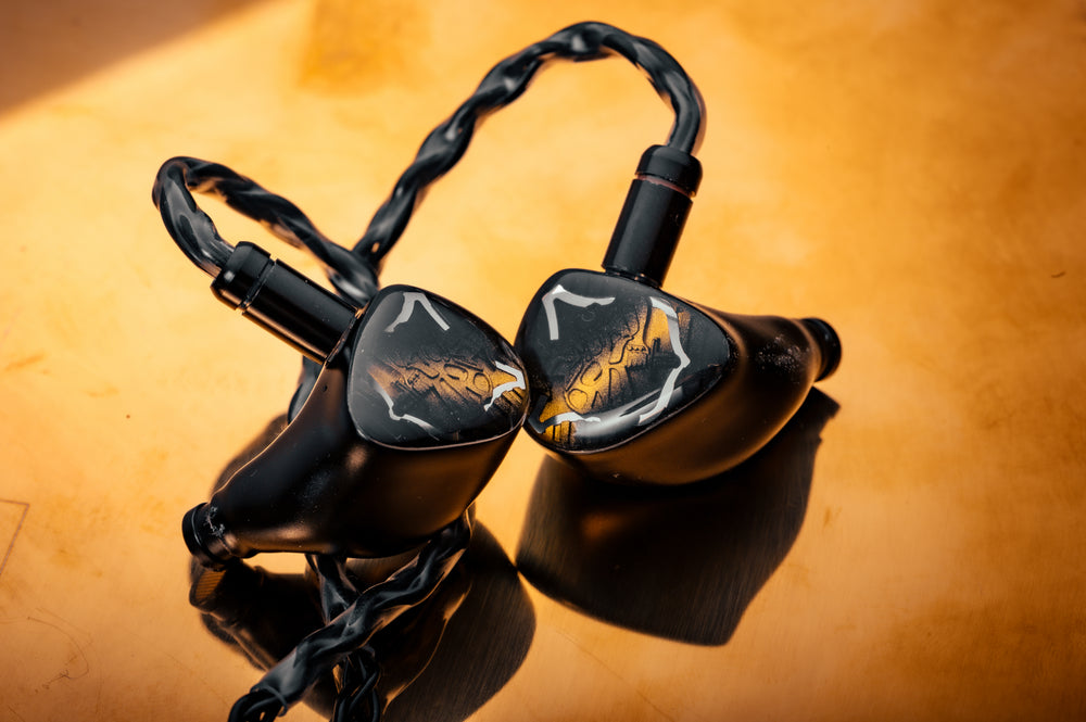 Noble Vanguard - 3-Driver Universal IEM