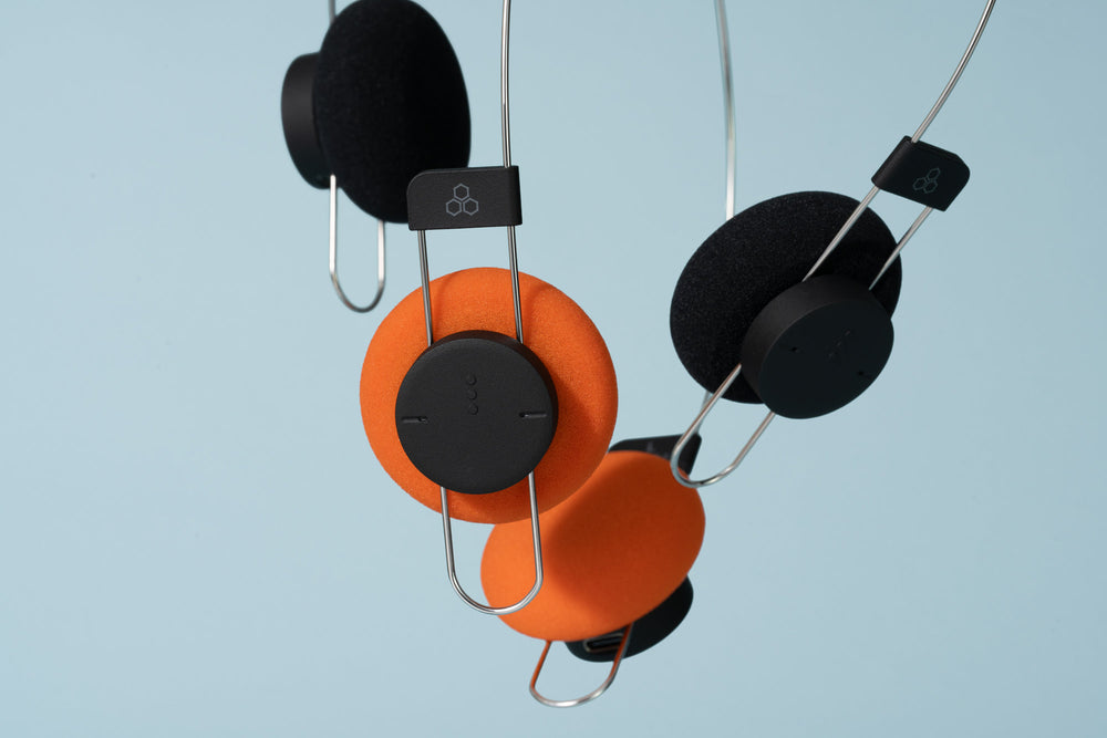 Final Porta - Ultra Lightweight Wireless On-Ear Headphone with Air-Wire Structure