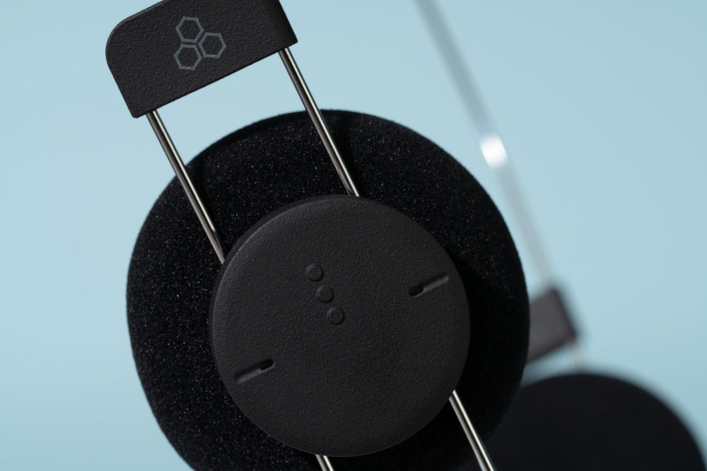 Final Porta - Ultra Lightweight Wireless On-Ear Headphone with Air-Wire Structure