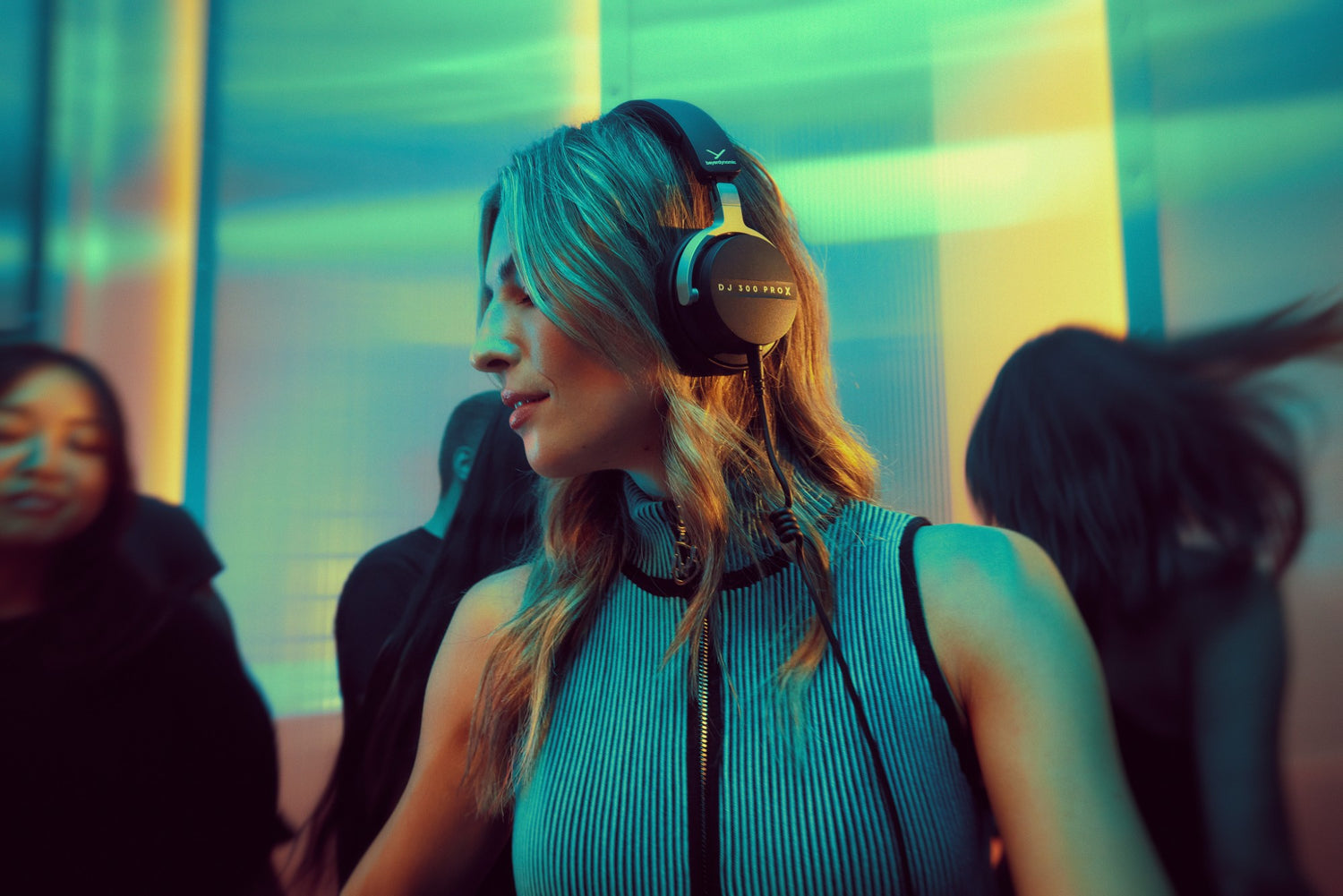Beyerdynamic DJ 300 Pro X Club - Professional Closed-Back 2-in-1 DJ Headphones