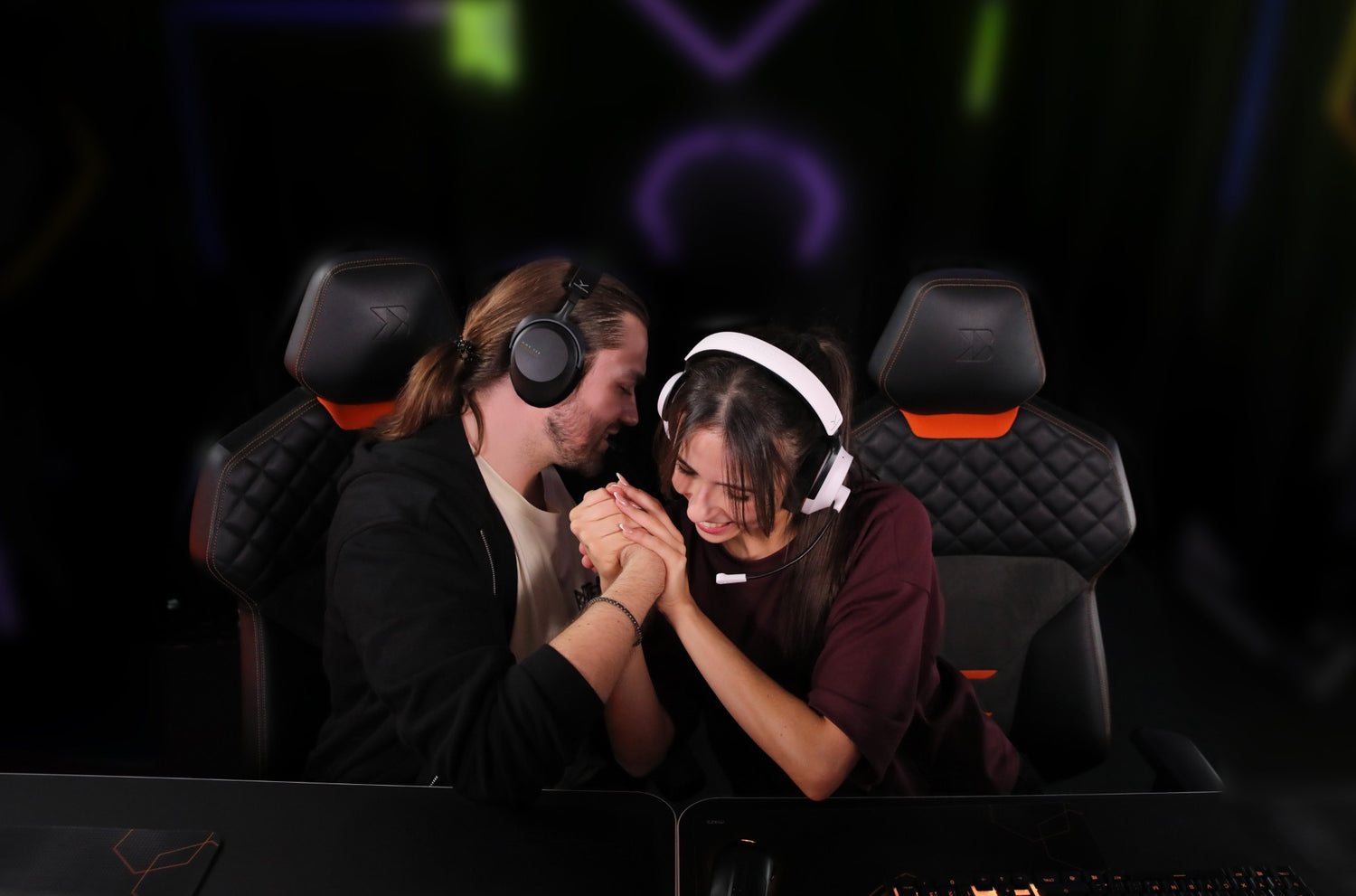 Beyerdynamic MMX 230 - Wireless Closed-Back Premium Gaming Headset