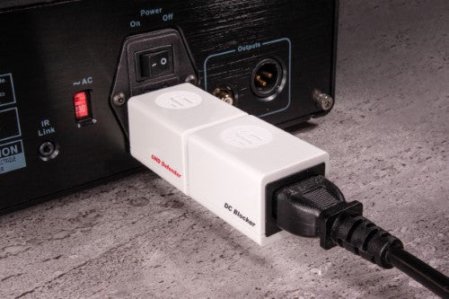 iFi Audio GND Defender - Intelligent Ground-Loop Eliminator