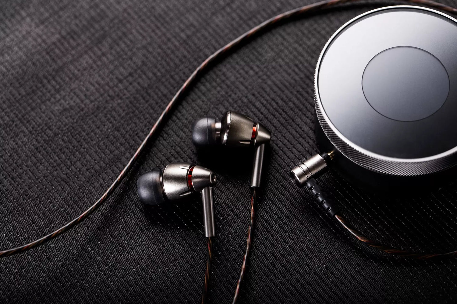 1MORE Quad - Four Hybrid Drivers In-Ear Isolating Earphones