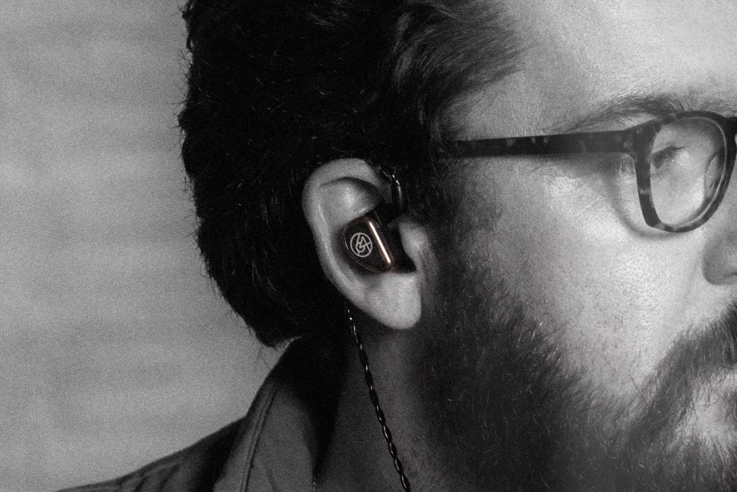 64 Audio tia Trió - Triple Drivers Universal IEM Earphones