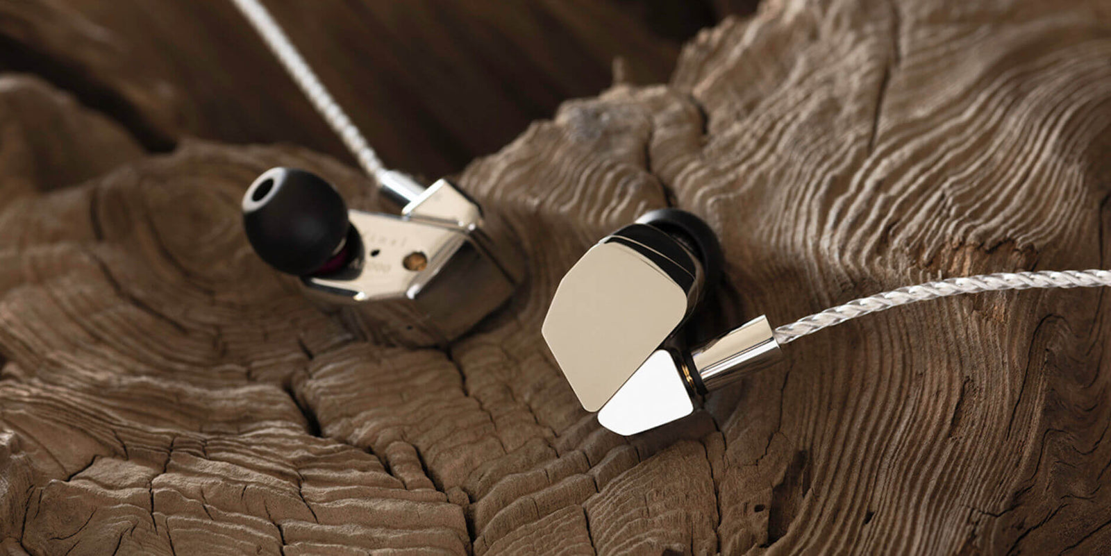 OUR EARPHONES SELECTION