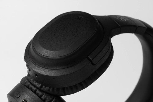 Final UX3000 SV - Wireless Active Noise Cancelling Headphones