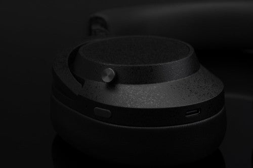 Final UX5000 - Wireless Active Noise Cancelling Headphones