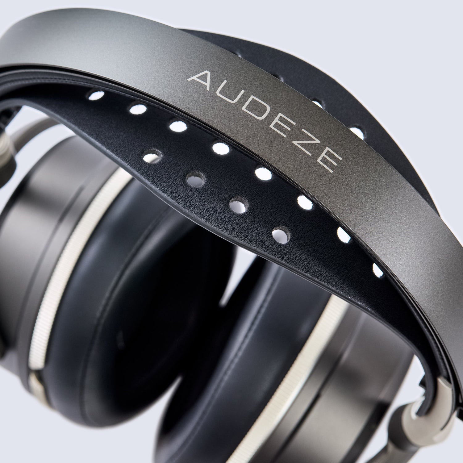 Audeze Maxwell 2 ANC - Wireless Audiophile Active Noise Cancelling Gaming Headset