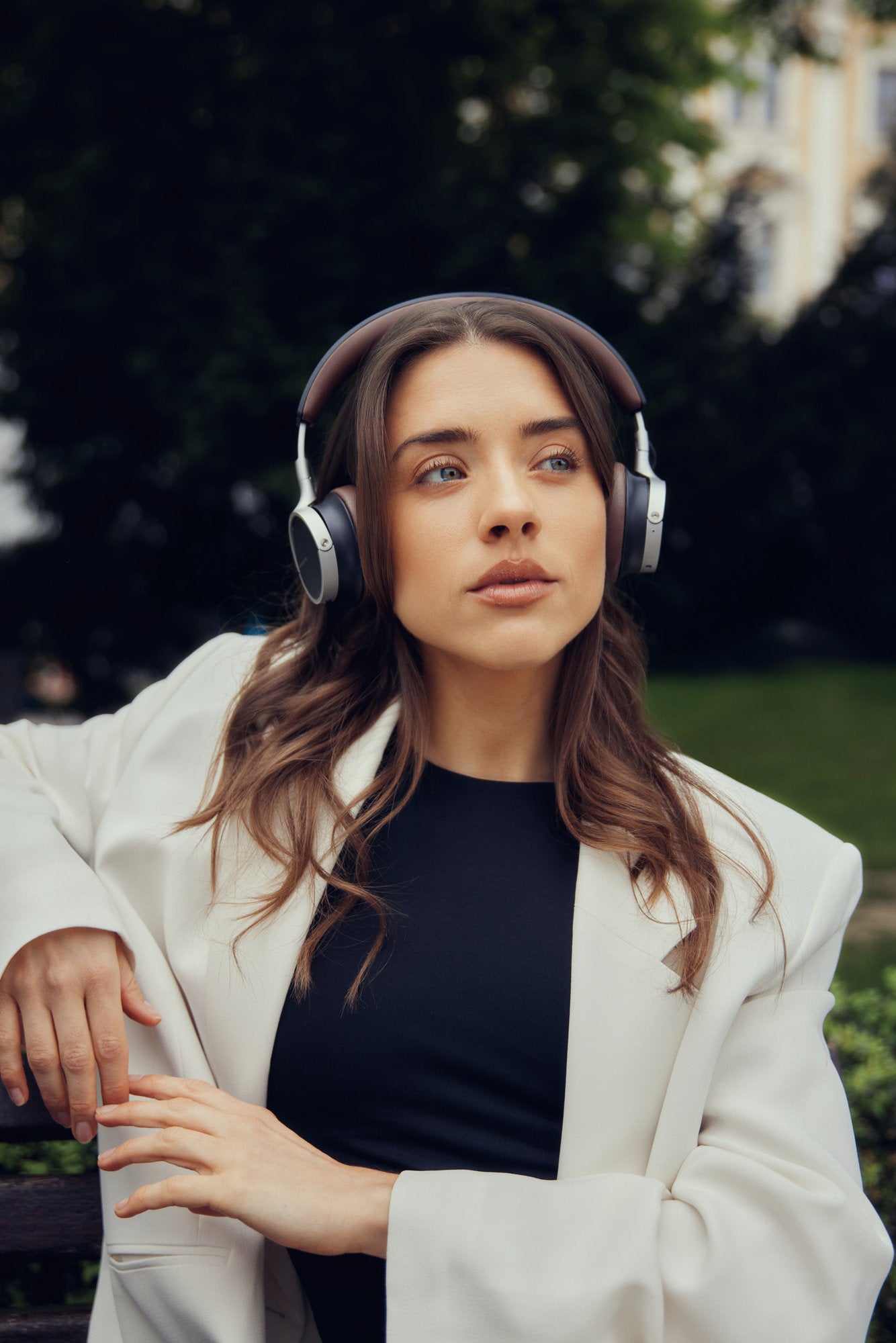 Beyerdynamic Aventho 100 - Wireless Active Noise Cancelling On-Ear Headphones