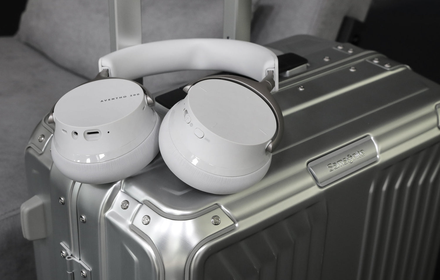 Beyerdynamic Aventho 200 - Wireless Active Noise Cancelling Over-Ear Headphones