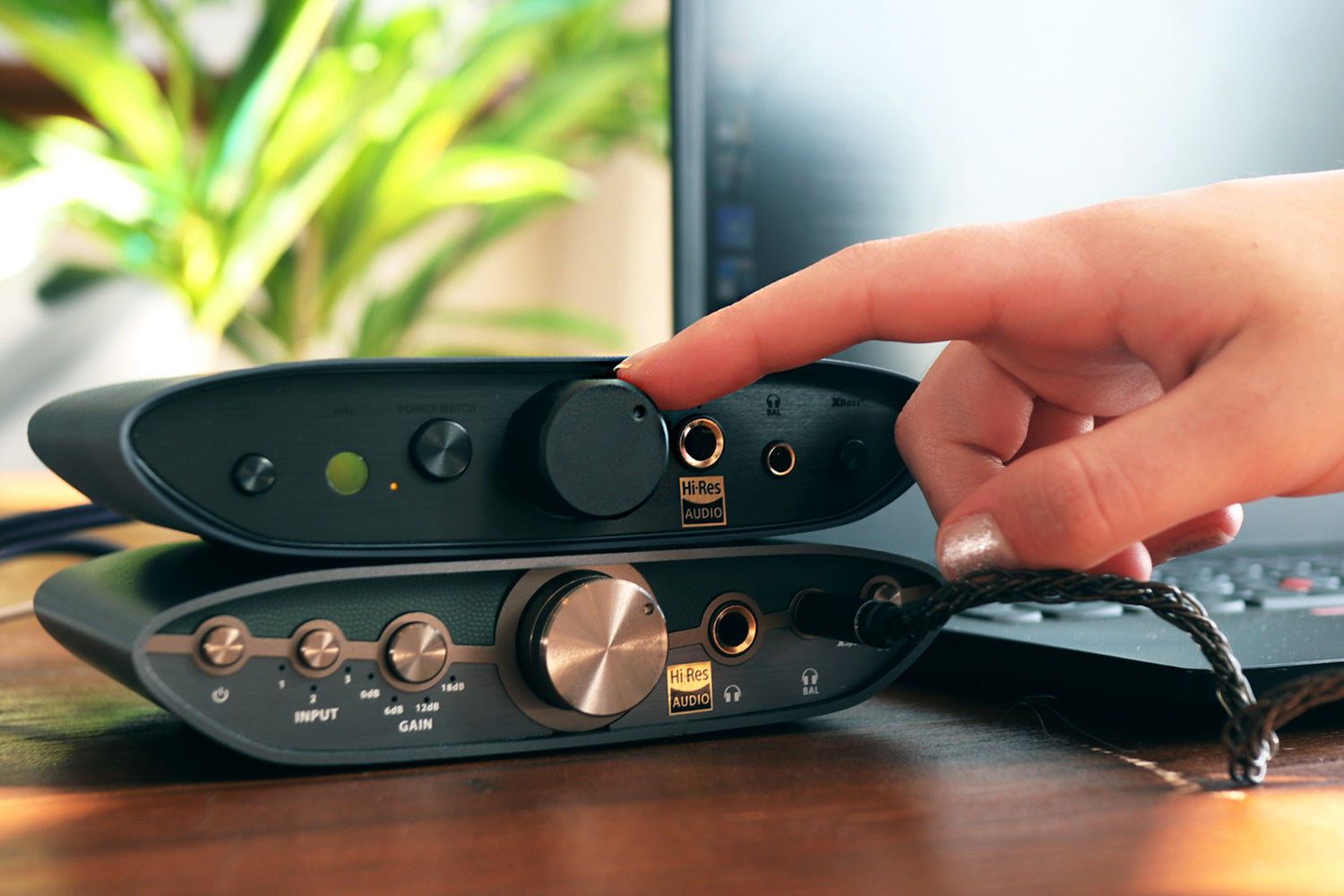 iFi Audio ZEN Air DAC 2 – Hi-Res Headphone Amplifier, Pre-amp & DAC