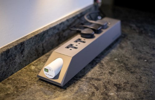 iFi Audio PowerStation - Audiophile Mains Power Extension Block - UK